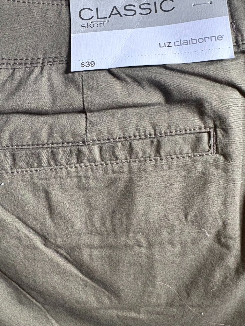 Liz Claiborne Olive Green Classic Skort Women’s NWT - Picture 5 of 5